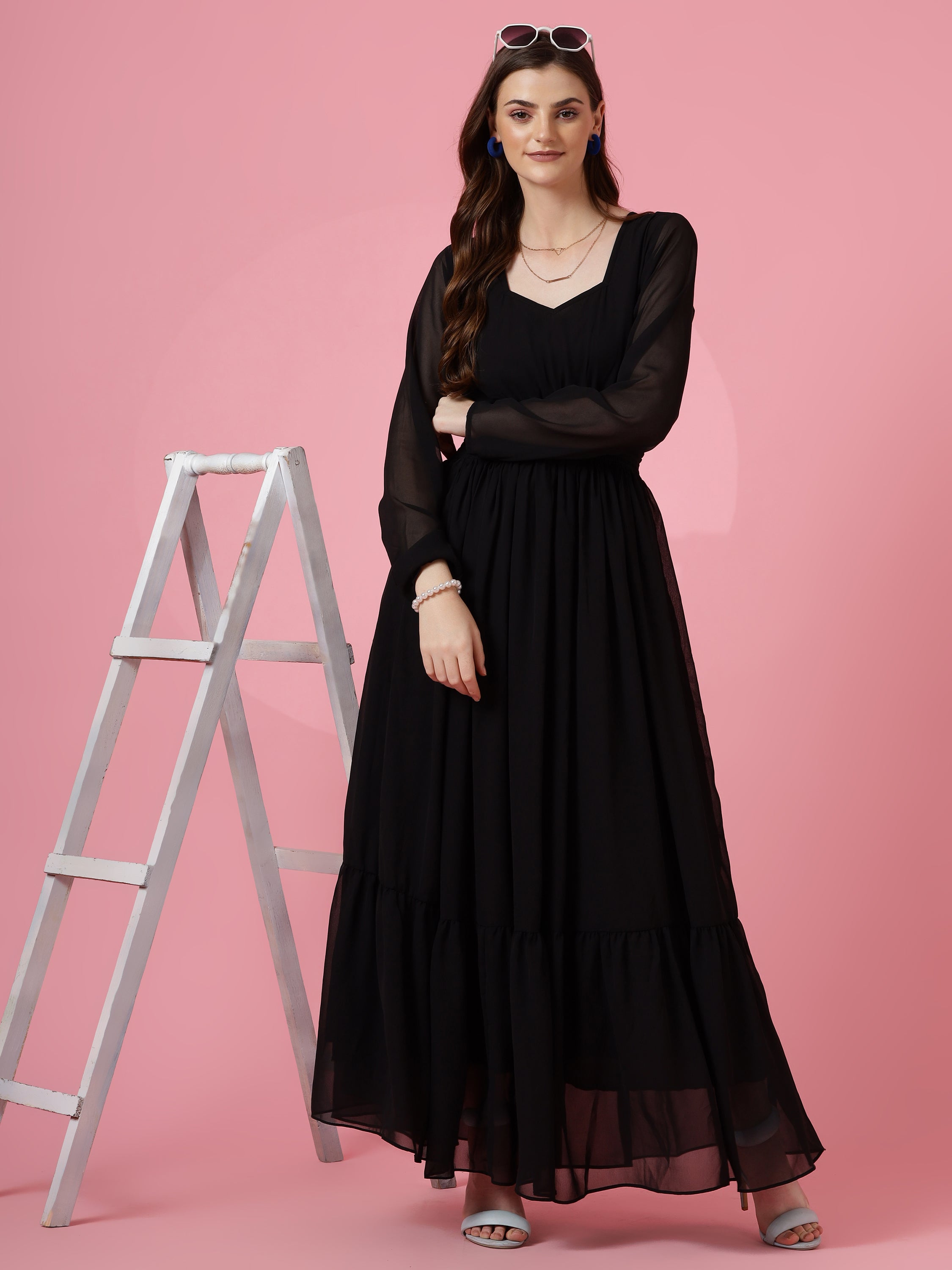 Women Black Georgette Sweetheart-Neck Maxi Dress