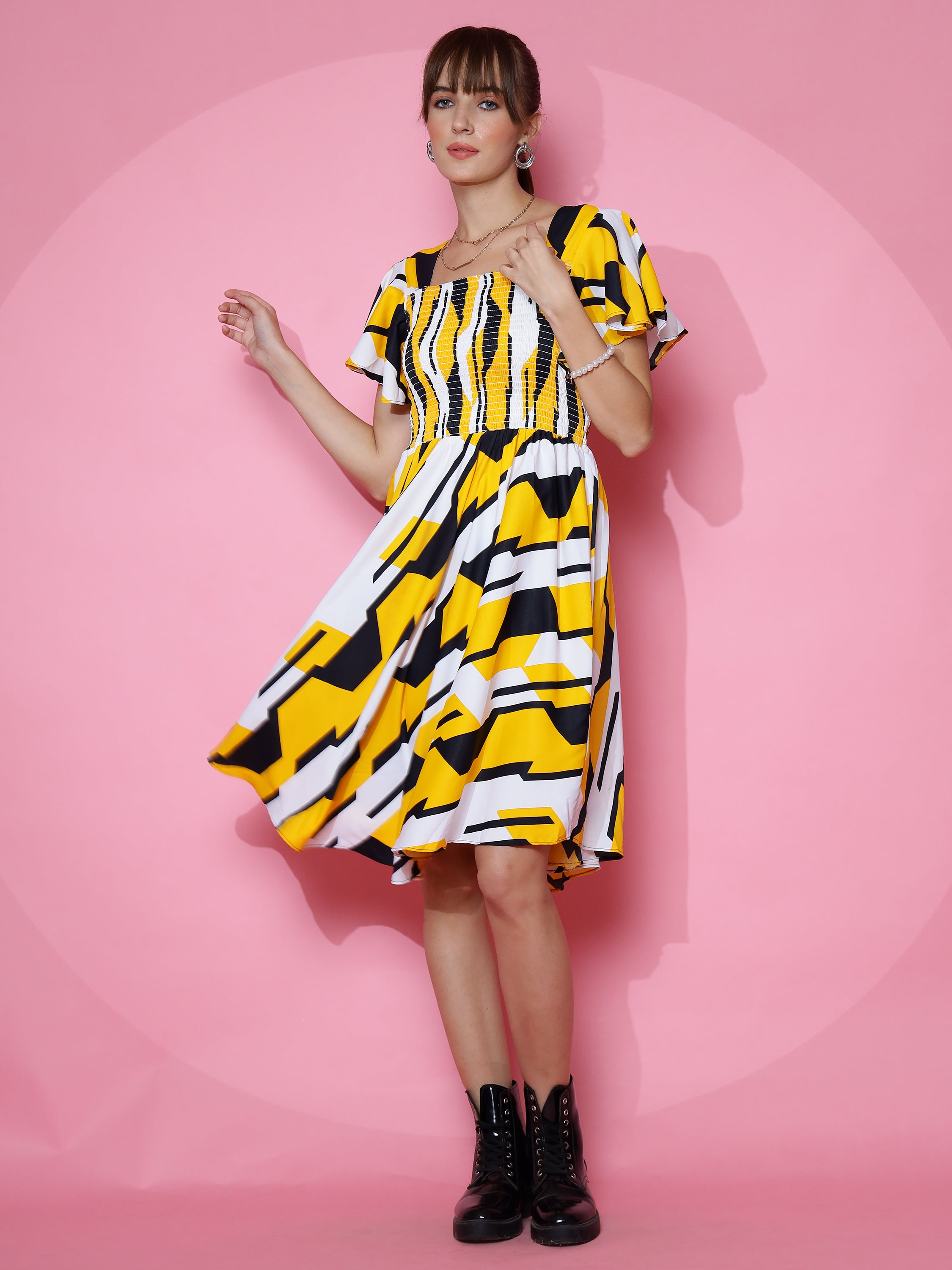 Woman Classic Yellow Geometric Print Fit and Flare Midi Dress