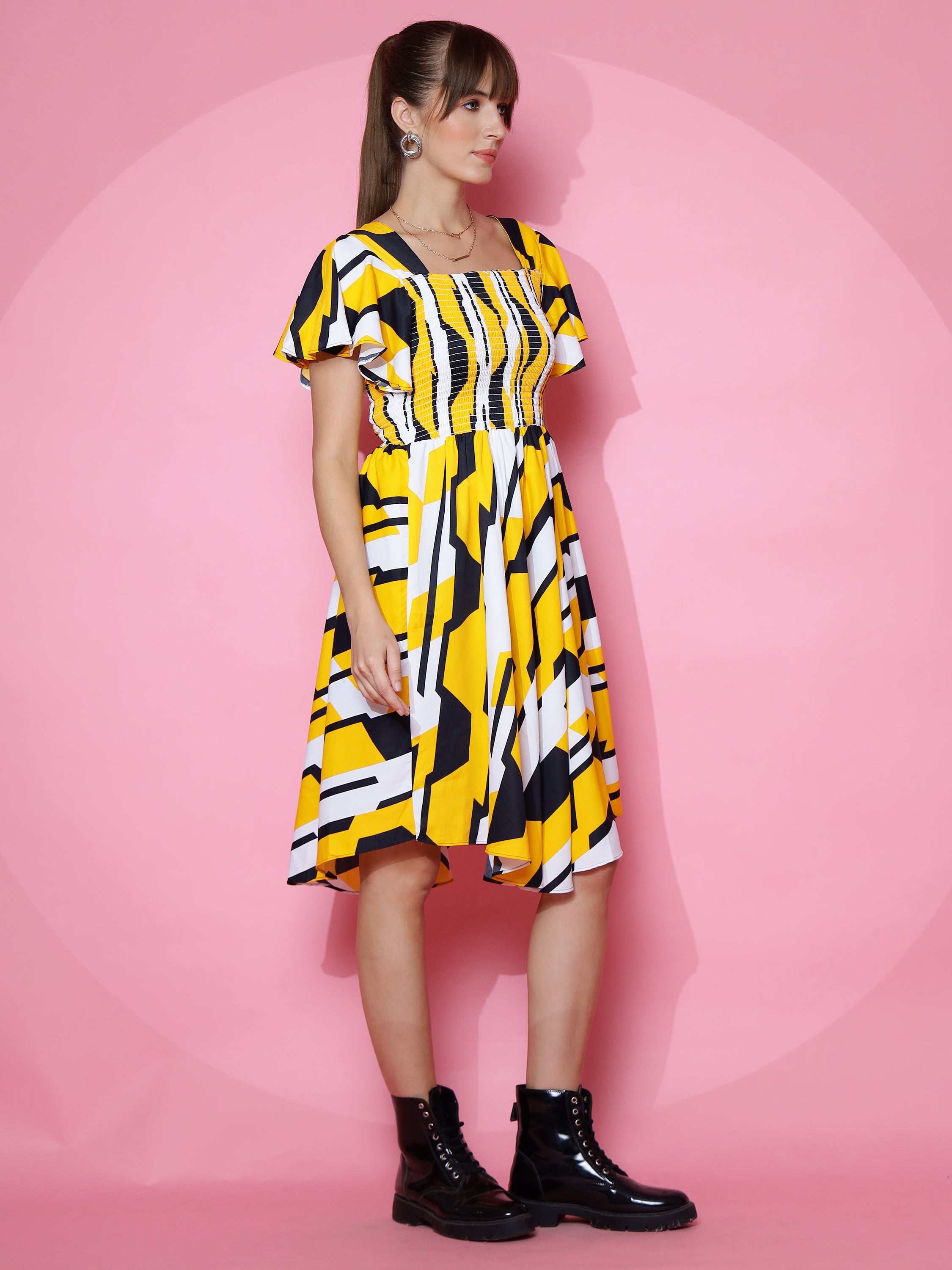 Woman Classic Yellow Geometric Print Fit and Flare Midi Dress