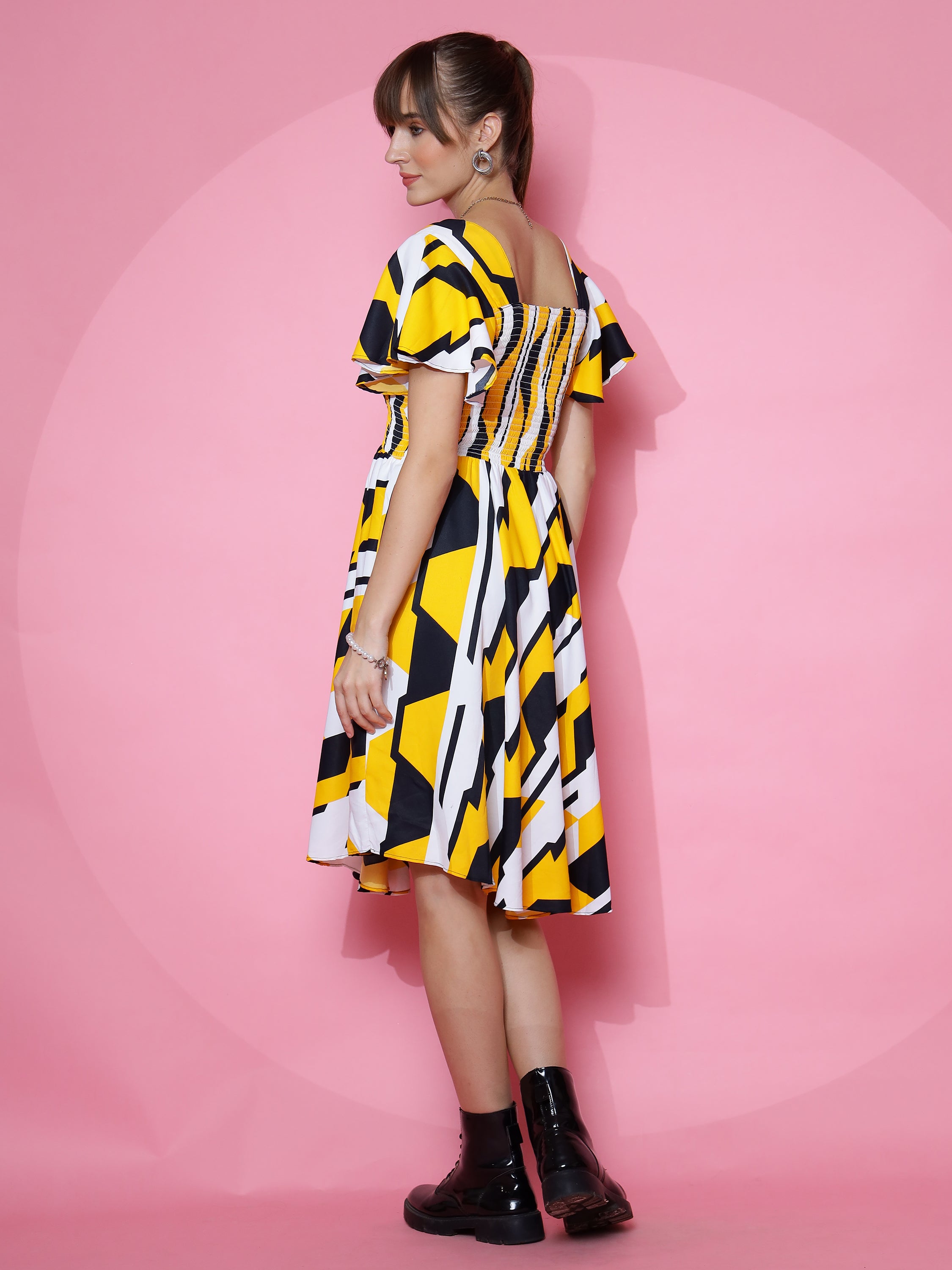 Woman Classic Yellow Geometric Print Fit and Flare Midi Dress