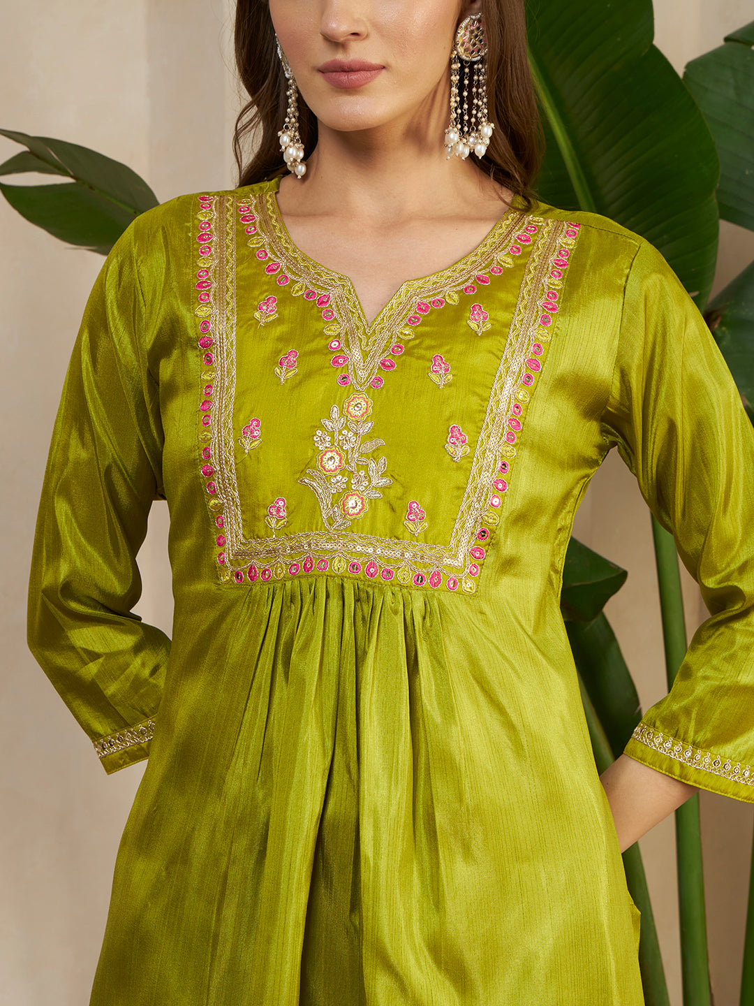 Women Green Festive Kurta with Embroidered Yoke & Pants with Dupatta Ethnic Set