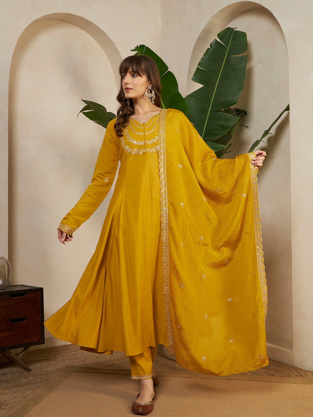 #color_Yellow