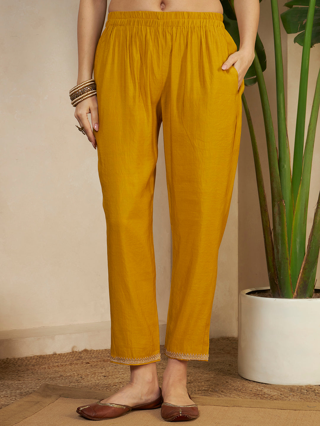 #color_Yellow