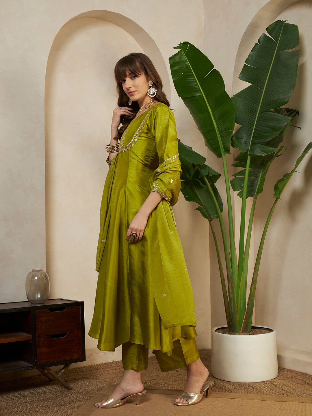 #color_Green