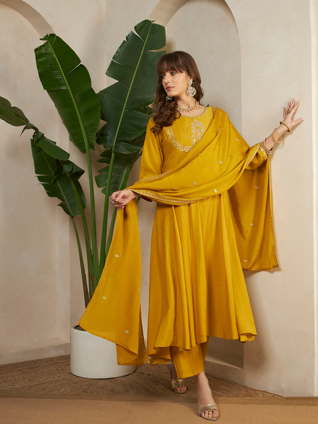 #color_Yellow