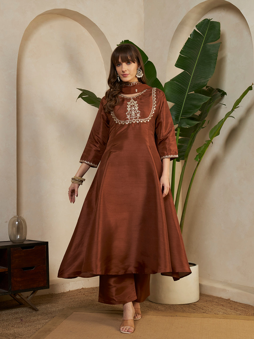#color_Brown