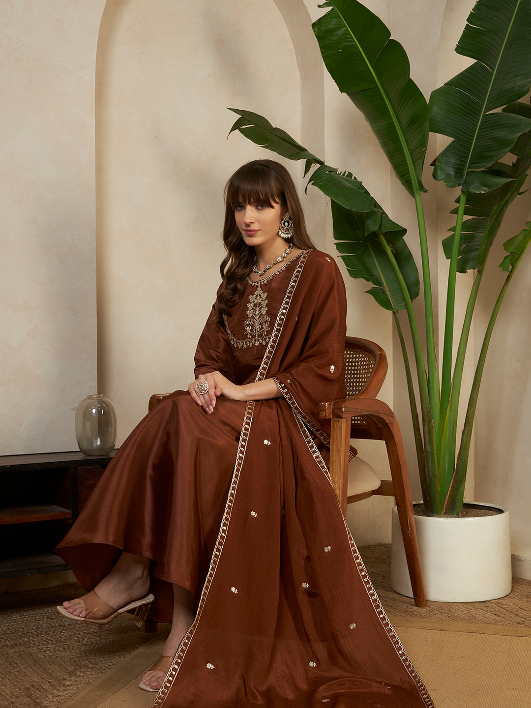 #color_Brown
