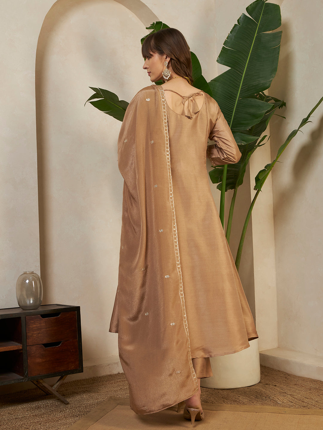 #color_Beige