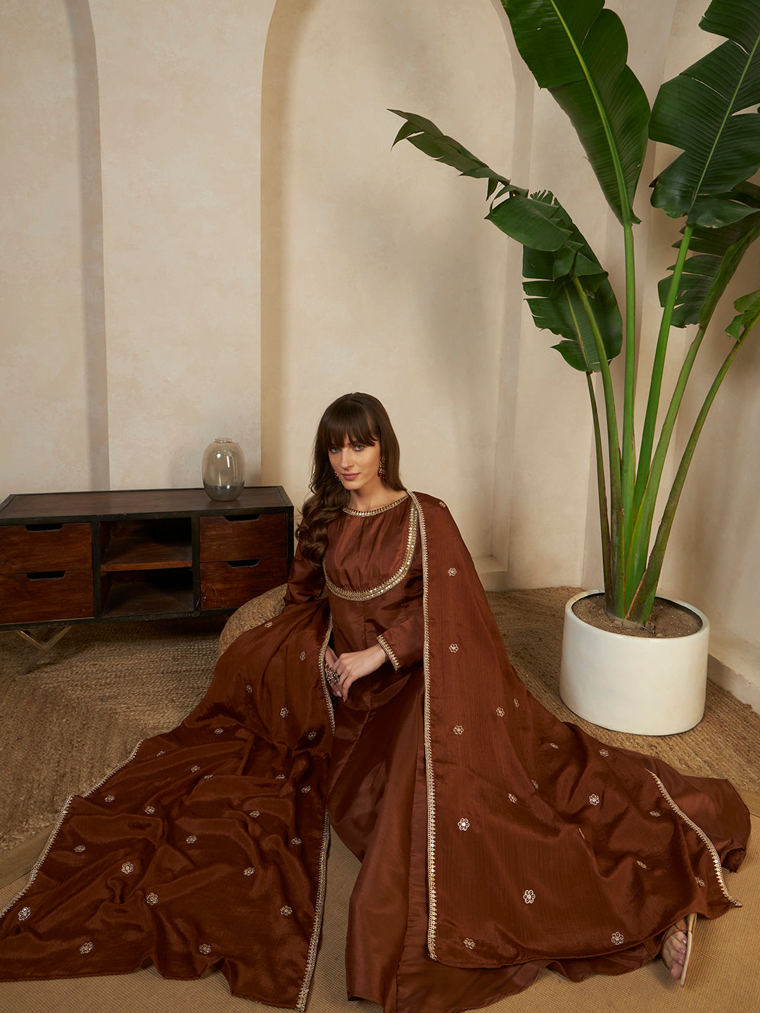 #color_Brown