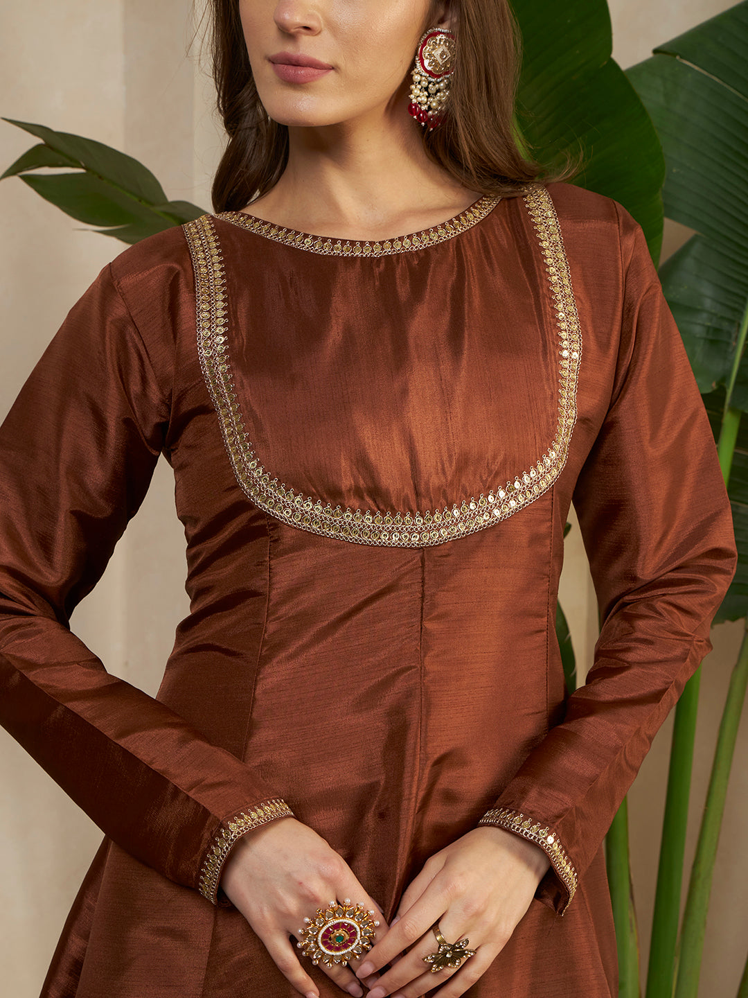 #color_Brown