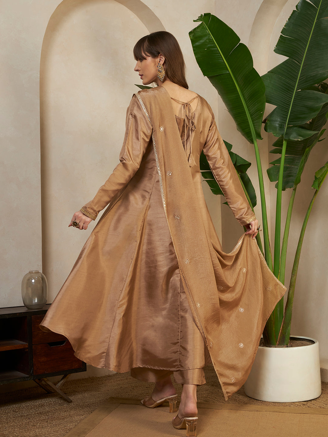 #color_Beige