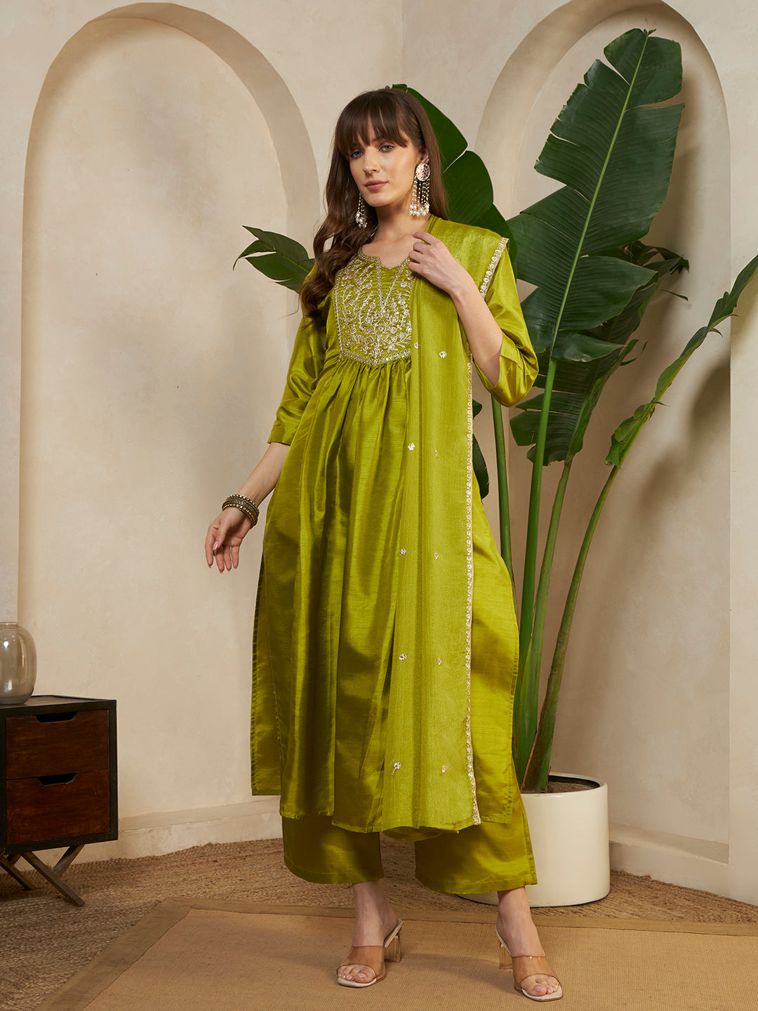 #color_Green