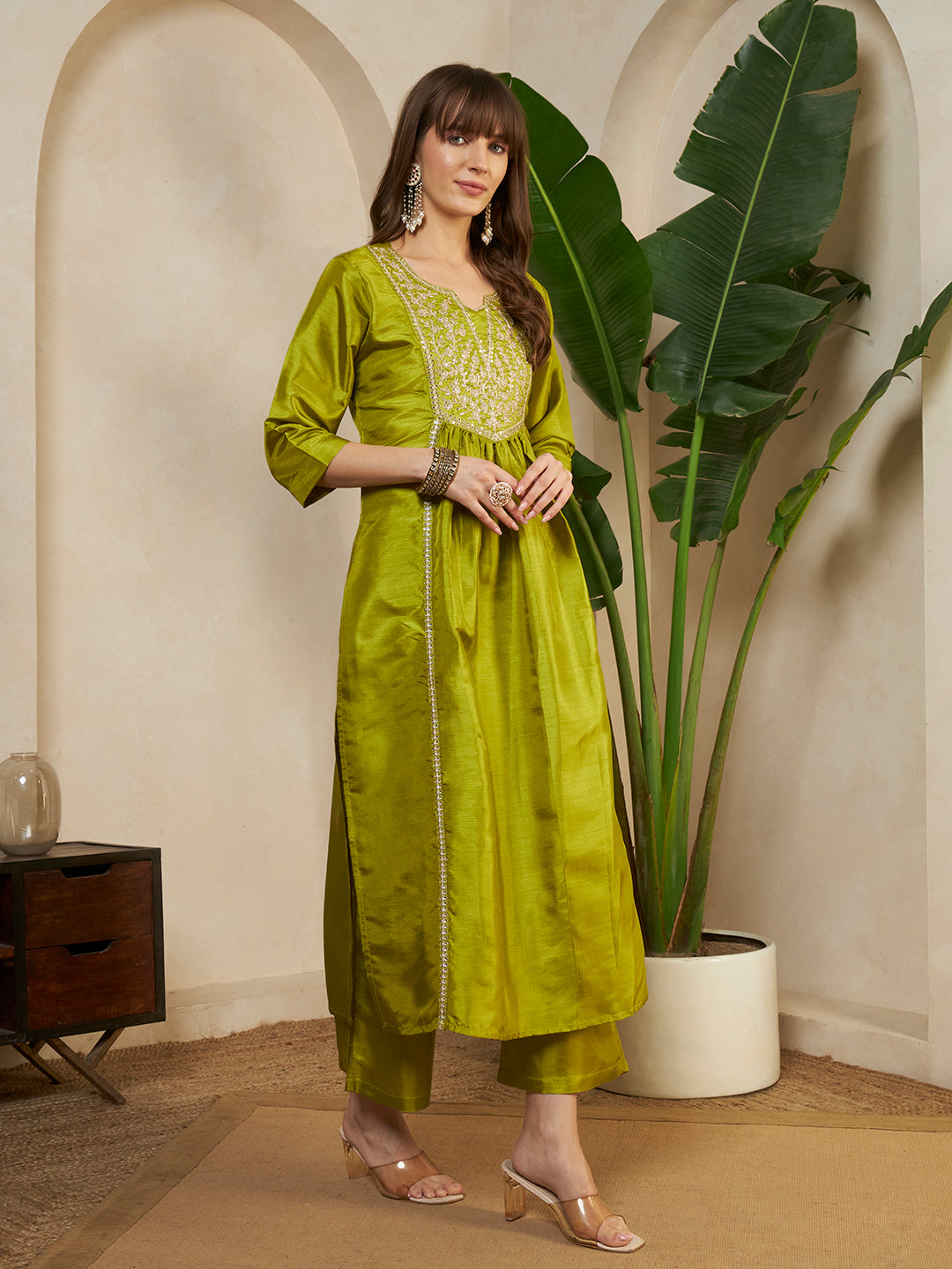 #color_Green
