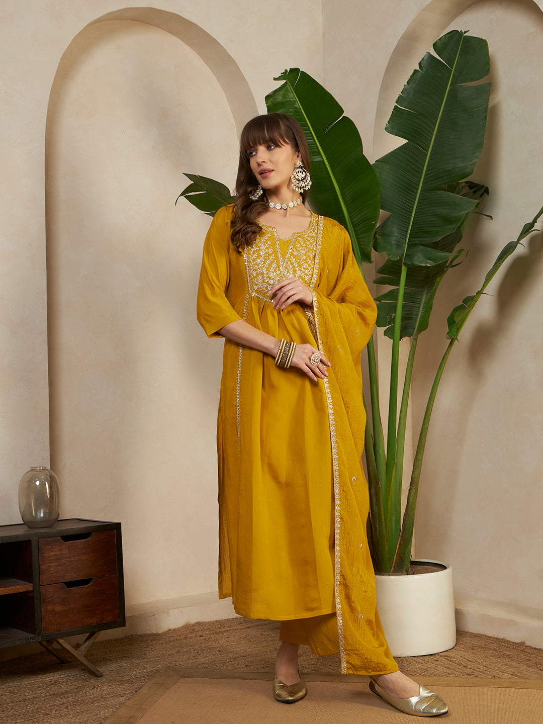 #color_Yellow