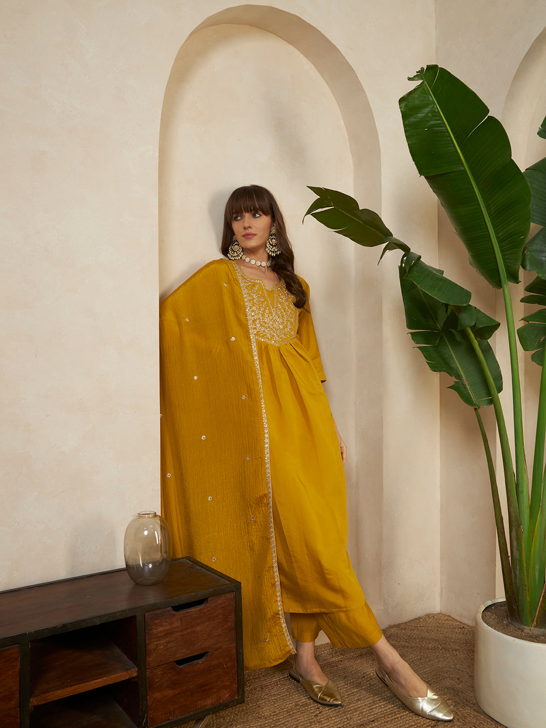 #color_Yellow