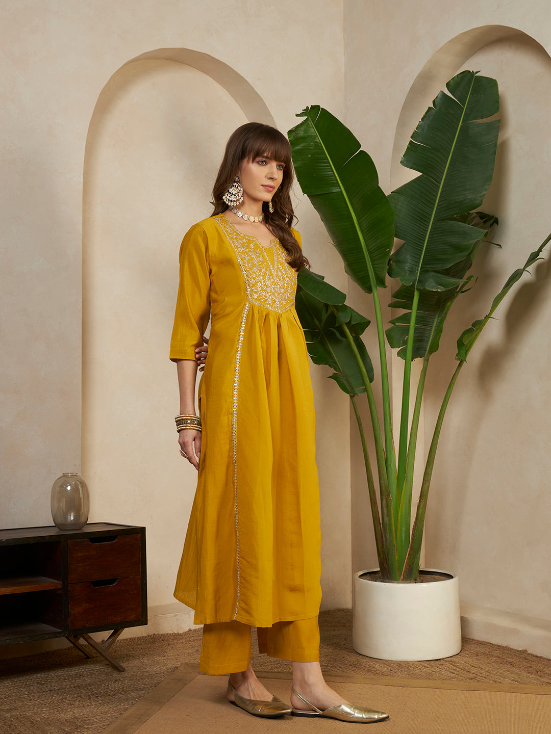 #color_Yellow