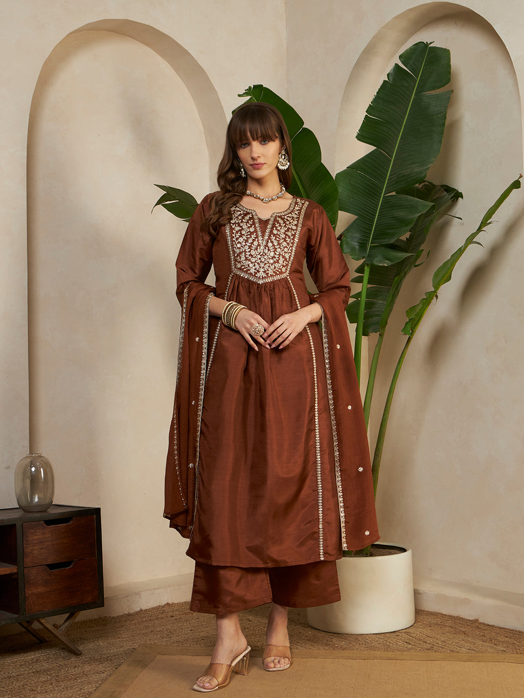 #color_Brown