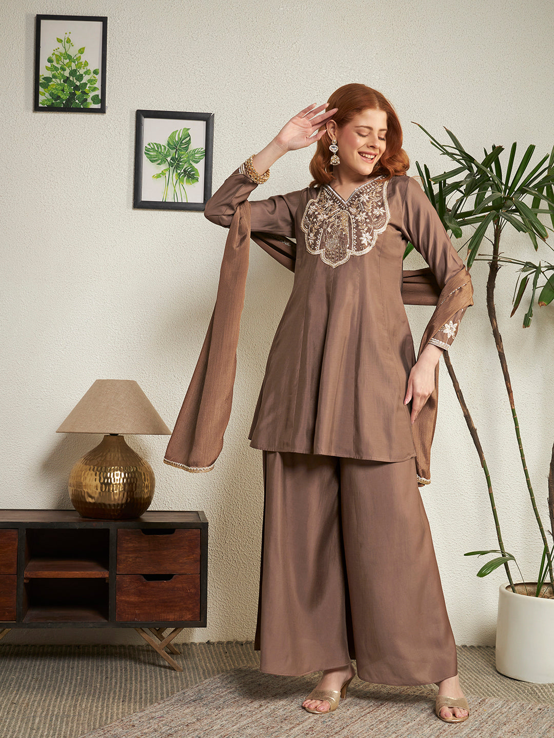 #color_Brown