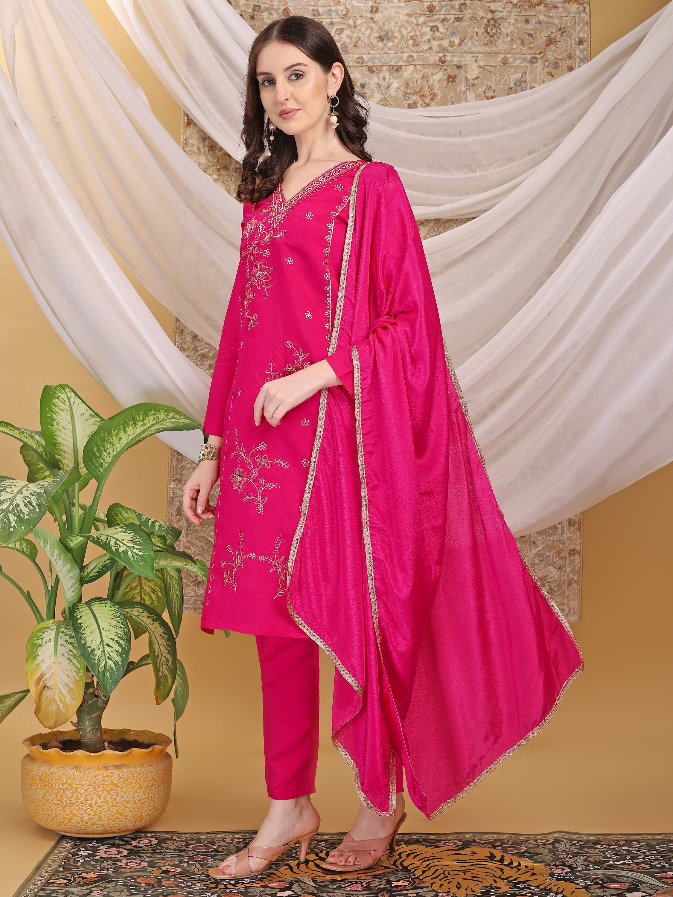 #color_Pink