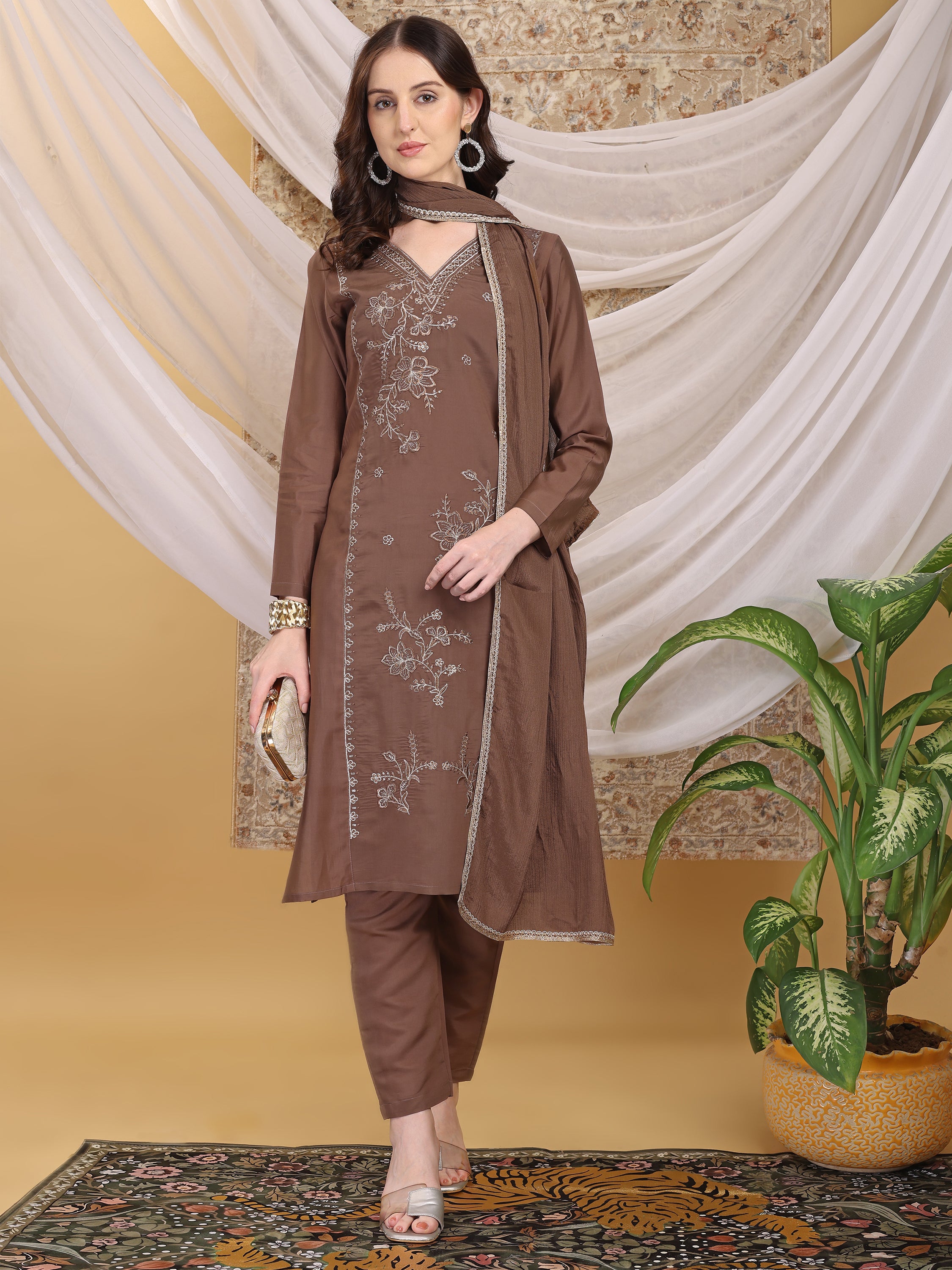 #color_Brown1