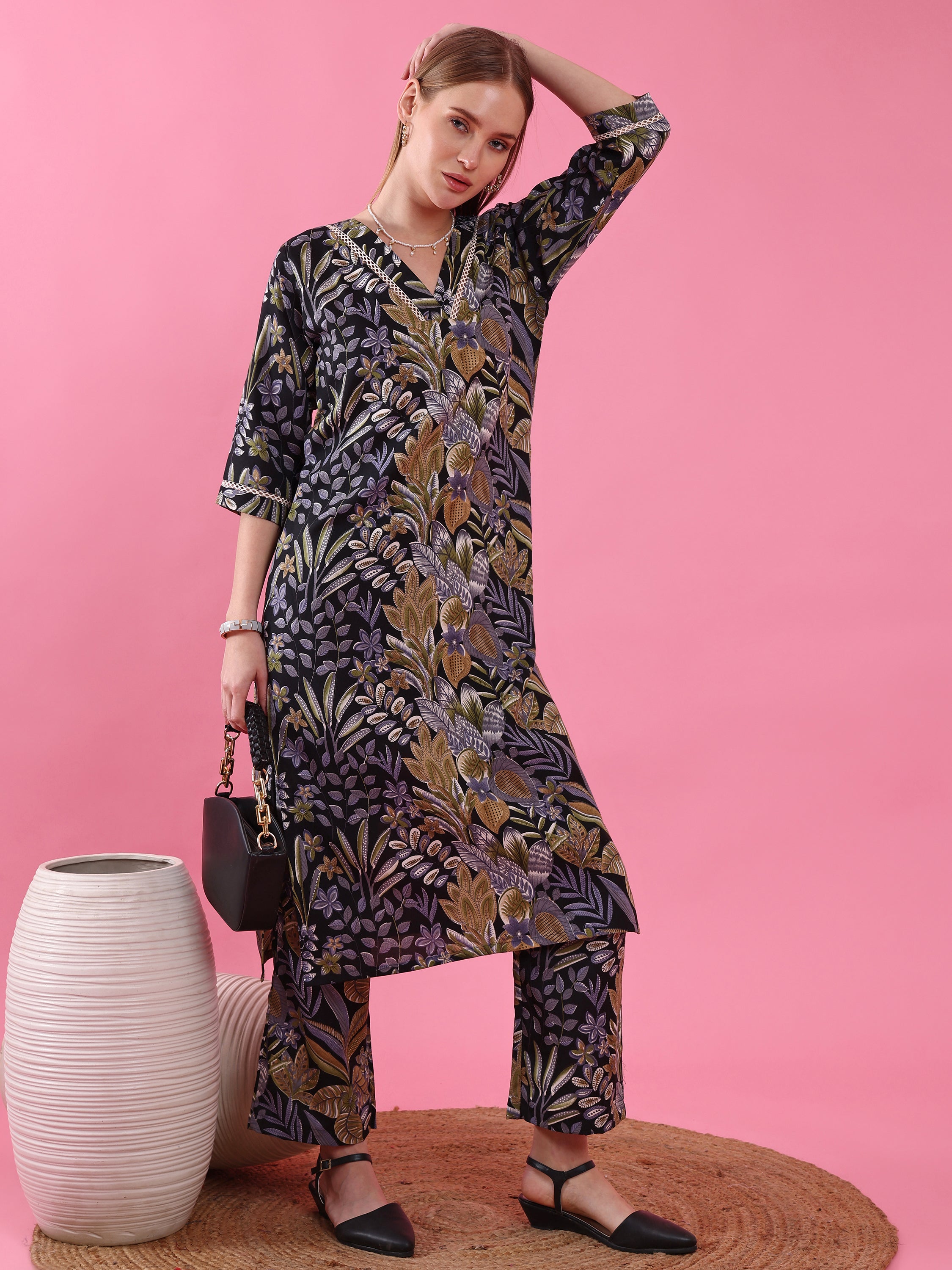 Women’s Multicolor Floral Printed Polycotton Kurta with Pant Set