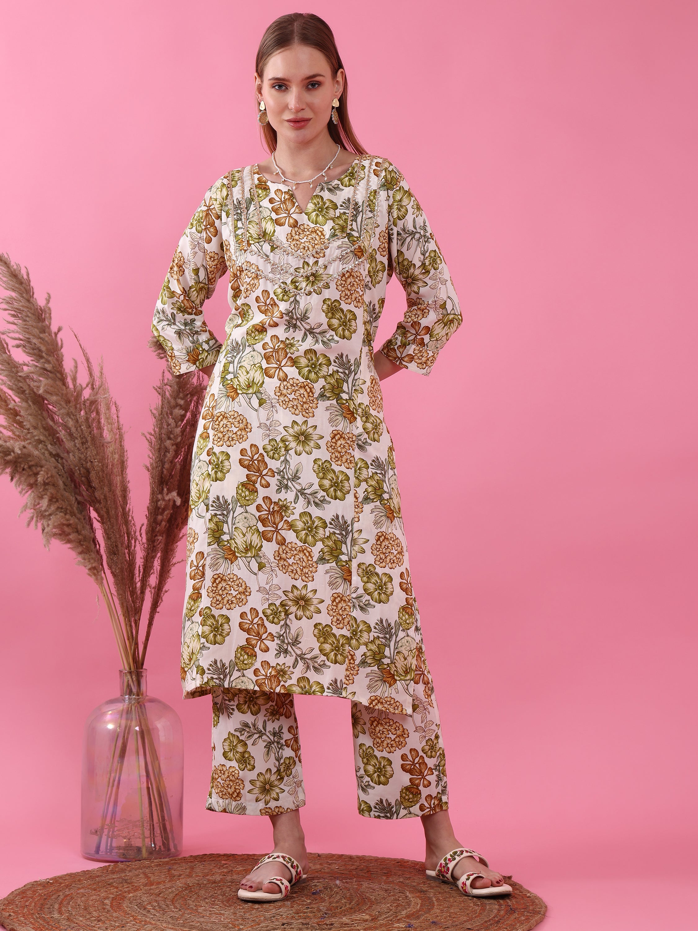 Women’s Beige Floral Printed Polycotton Kurta Pant Set