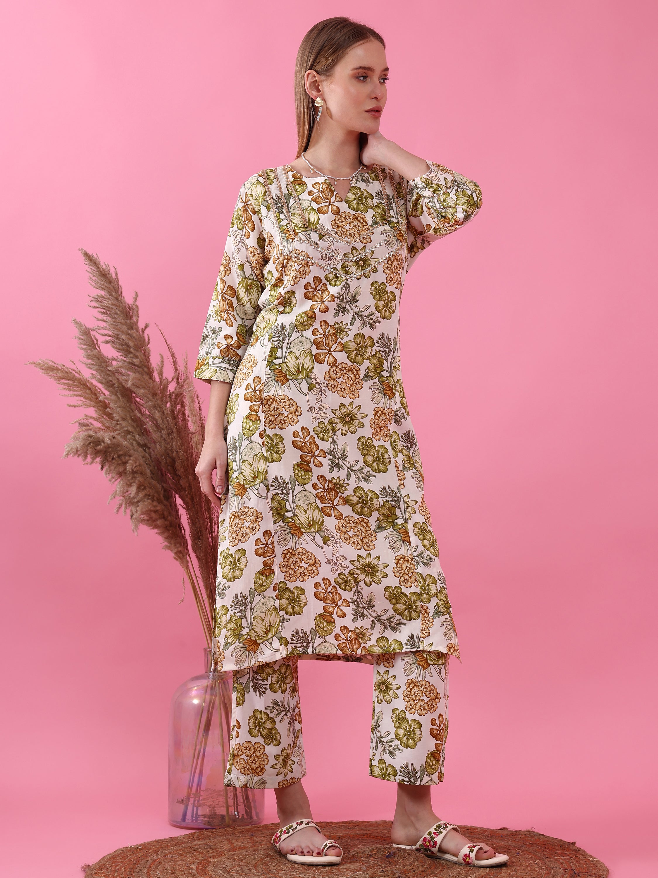 Women’s Beige Floral Printed Polycotton Kurta Pant Set